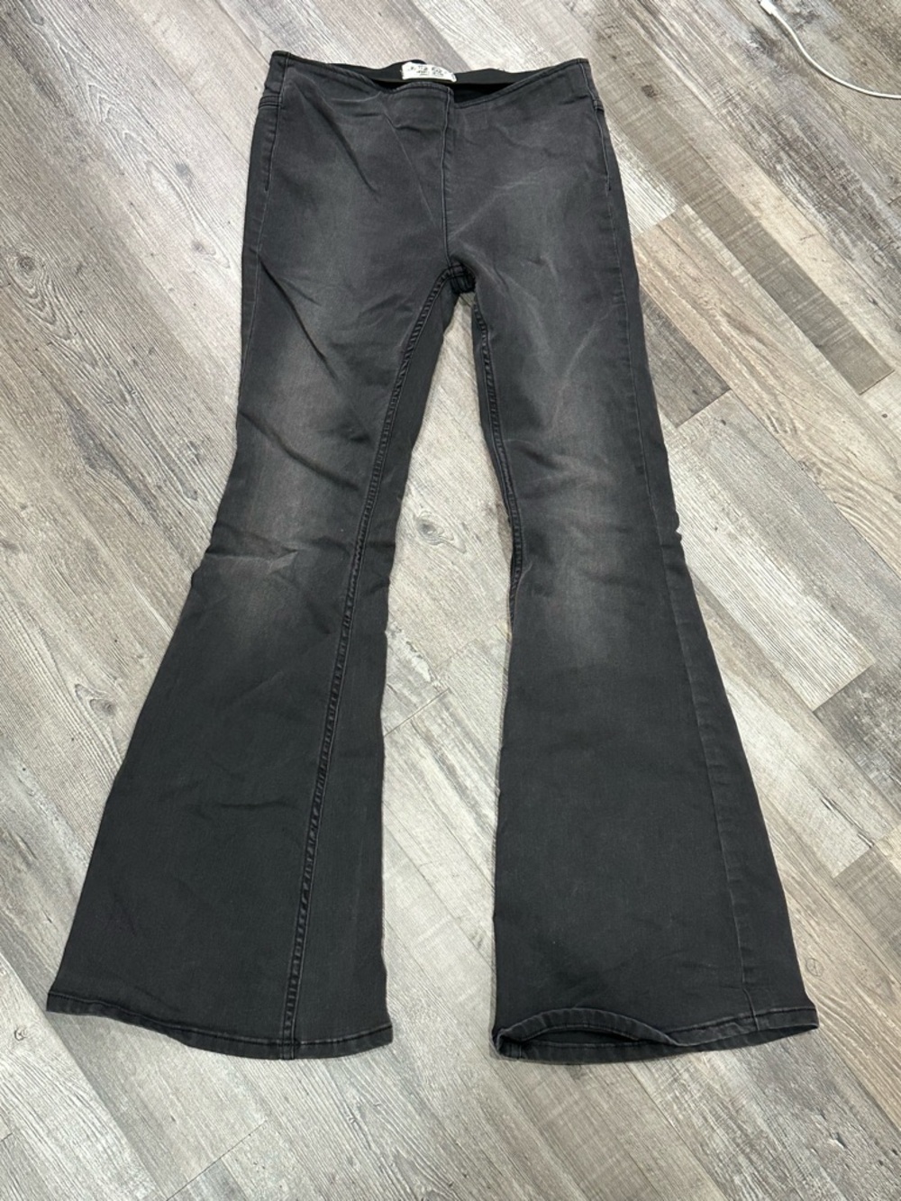 We The Free Black Flare Bell pull on Jeans - Wide Leg